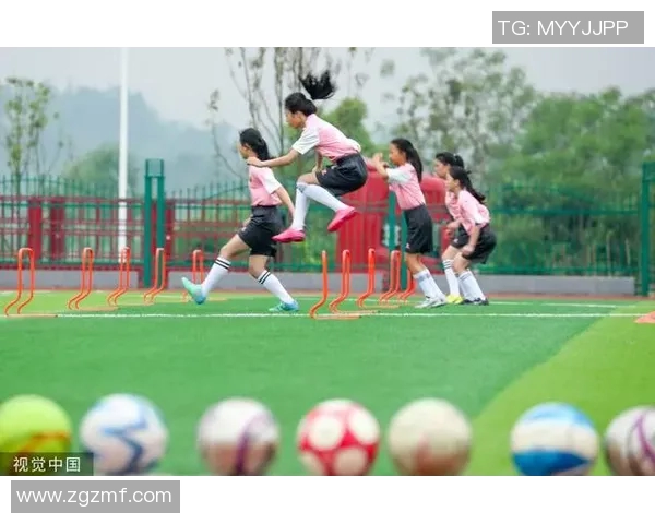 广州羽毛球队快攻战术解析与实战应用探讨 广州羽毛球队快攻战术解析与实战应用探讨