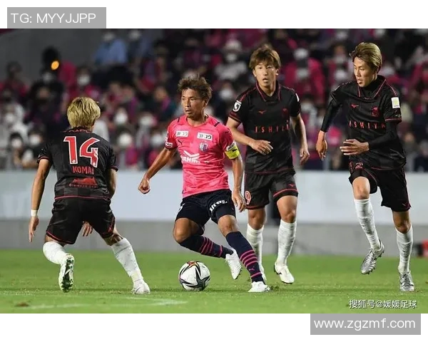 冈山绿锥与东京绿茵的激烈对决展现足球魅力与团队精神