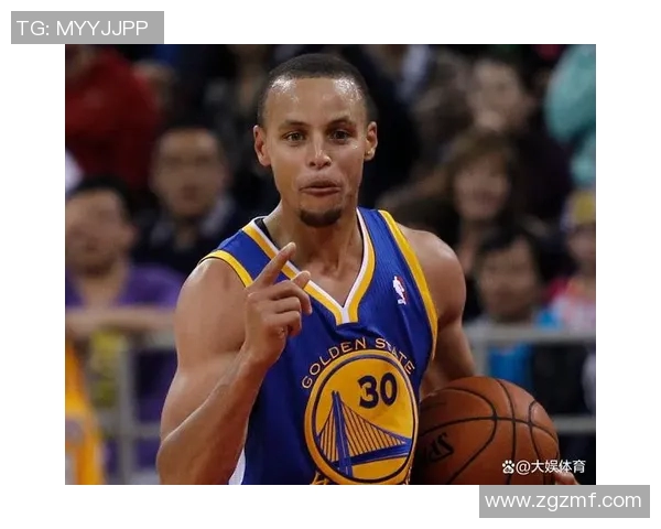 库里三分球总数超越四千大关成历史第一人再创辉煌成就 库里三分球总数超越四千大关成历史第一人再创辉煌成就