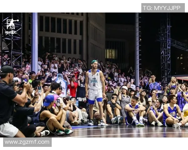 特雷杨领衔新一代篮球明星展现无与伦比的场上魅力与技术