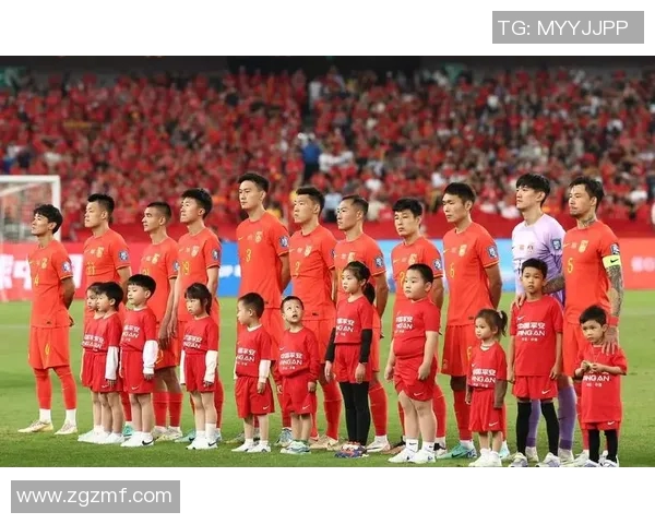 国足与韩国激战正酣精彩瞬间回顾与分析图片集锦