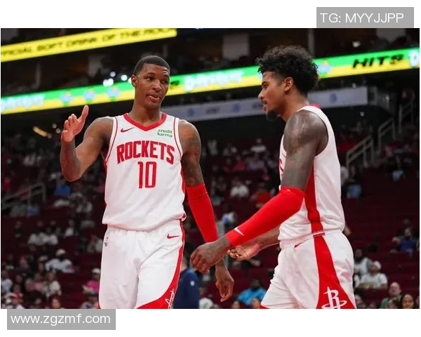 火箭与爵士激战正酣文字直播全程回顾与精彩瞬间分析