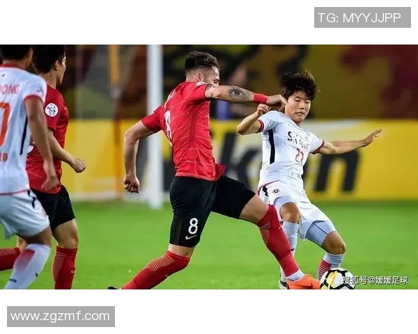 南京足球队的节奏揭秘：感受足球巨献带来的激情与魅力